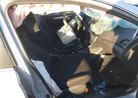 2019 Nissan Sentra S z USA, uszkodzony, nr VIN 3N1AB7AP1KY217099